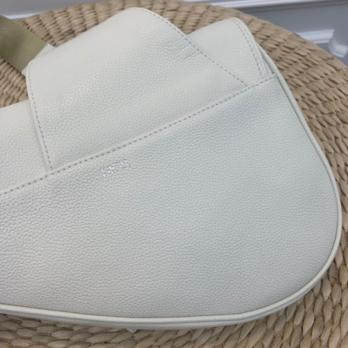 D*or-saddle-7-2-4-2-5-2-2
