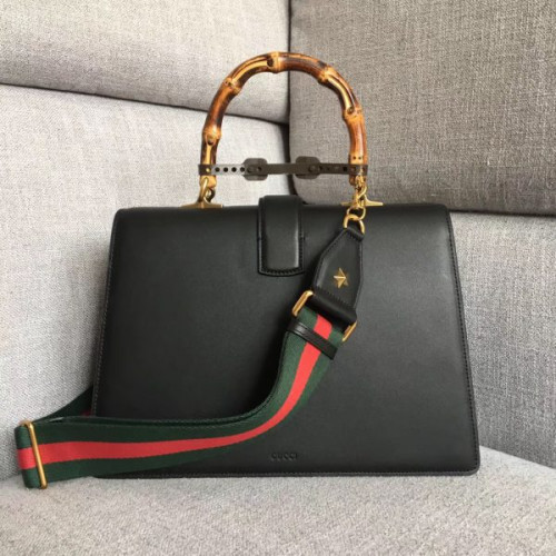 G*u*i-bamboo-replica-bag-black