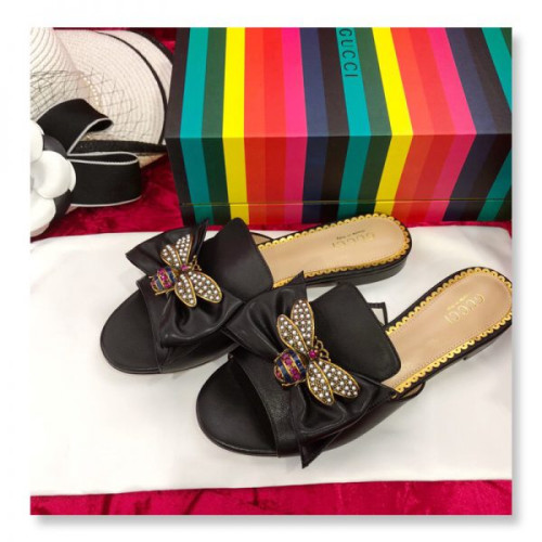 G*u*i-leather-slide-with-bow