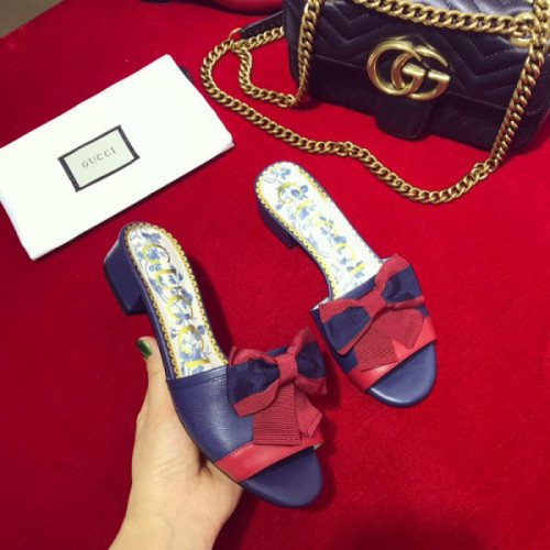 G*u*i-sandals-40