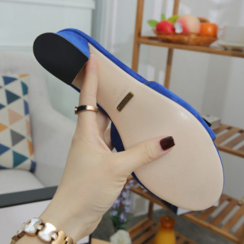 G*u*i-slipper-66