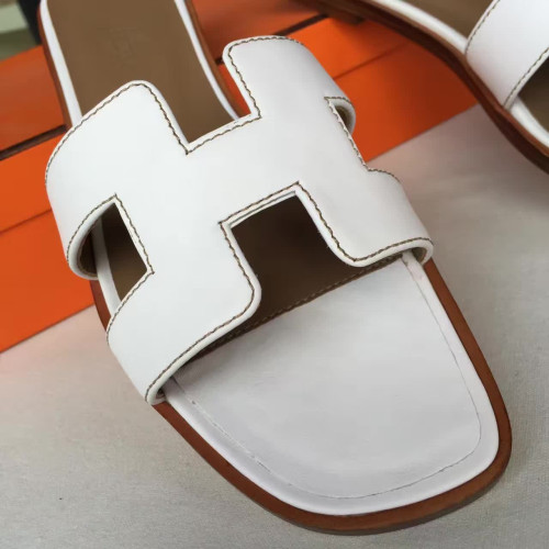 H**mes-shoes