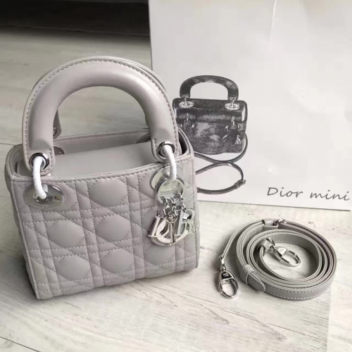 lady-D*or-mini-5