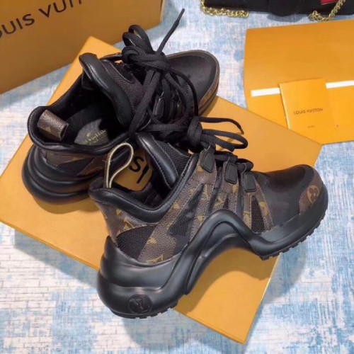 l0*is-V*t0n-archlight-sneaker-2