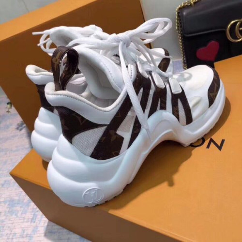 l0*is-V*t0n-archlight-sneaker-5