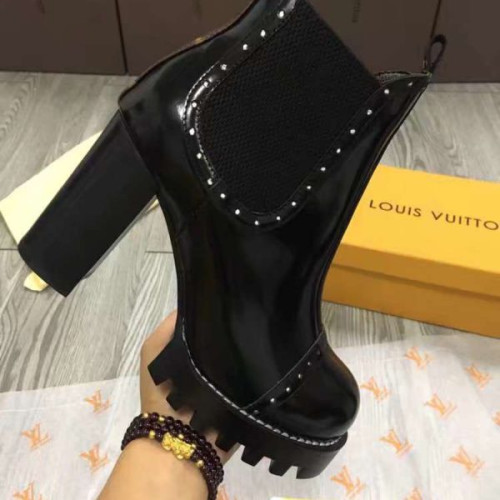 l0*is-V*t0n-boots-18