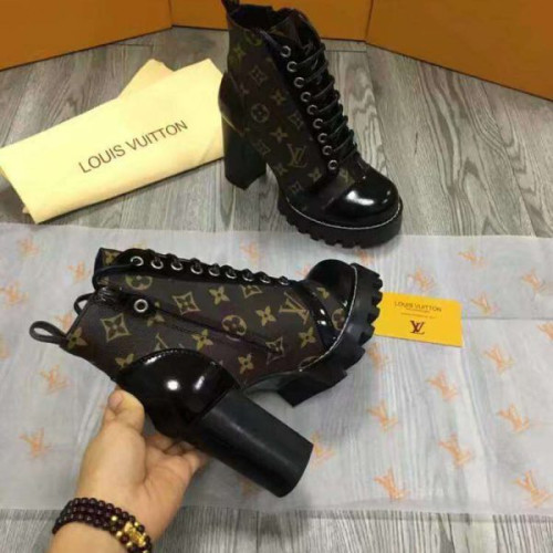 l0*is-V*t0n-boots