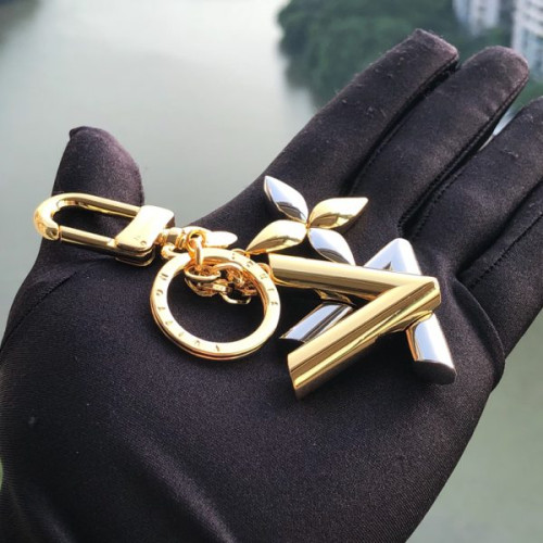 l0*is-V*t0n-key-holder