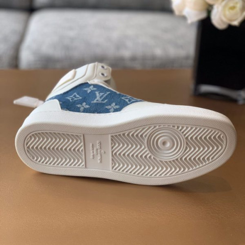 l0*is-V*t0n-shoes-5-6-7-2-3-6-4-3-2-2