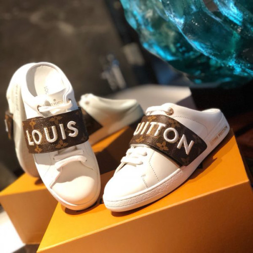 l0*is-V*t0n-shoes-50