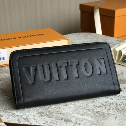l0*is-V*t0n-wallet-29