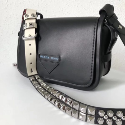 Pra*a-bag-226