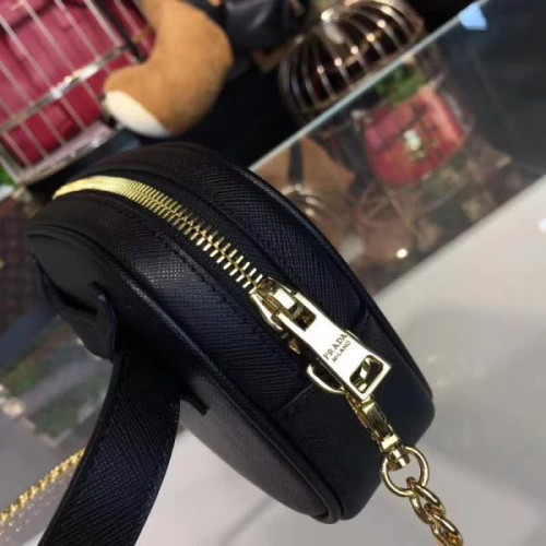 Pra*a-bag-59