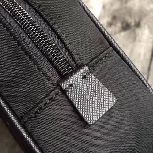 Pra*a-bag-83