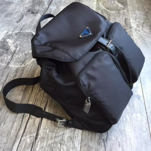 Pra*a-bag-90