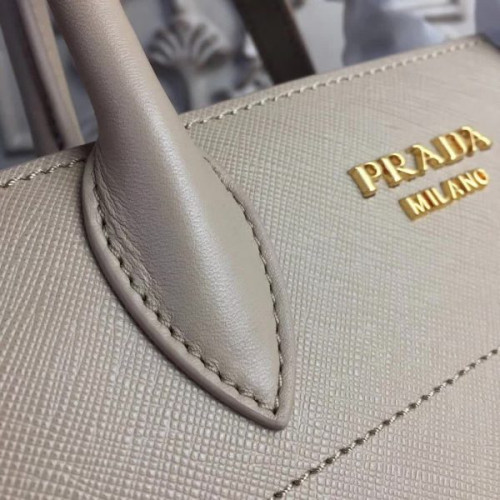 Pra*a-bag-92