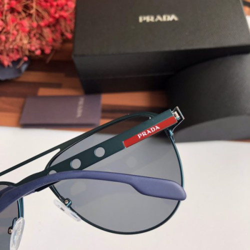 Pra*a-glasses