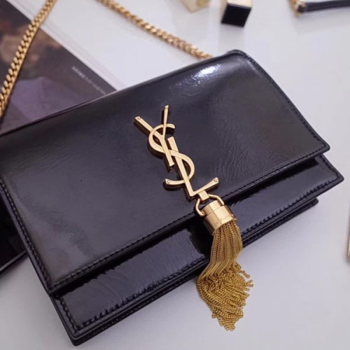 Y*L-monogram-kate-38